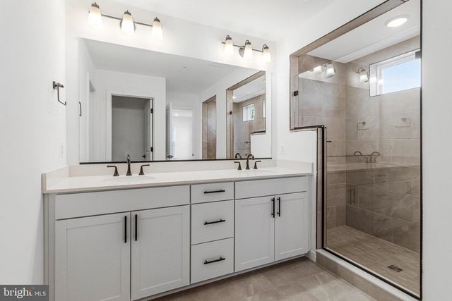 5726 HOWARD DR, Glen Burnie, MD 21060