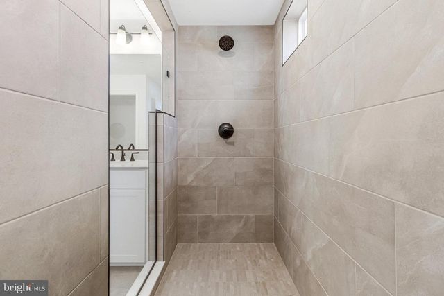 5726 HOWARD DR, Glen Burnie, MD 21060