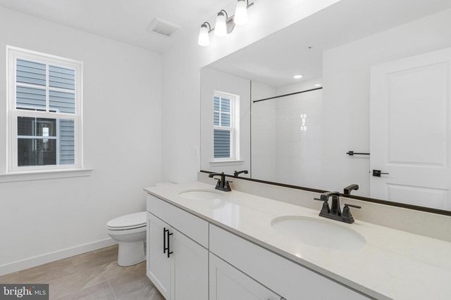 5726 HOWARD DR, Glen Burnie, MD 21060