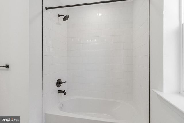 5726 HOWARD DR, Glen Burnie, MD 21060