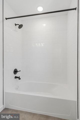 5726 HOWARD DR, Glen Burnie, MD 21060