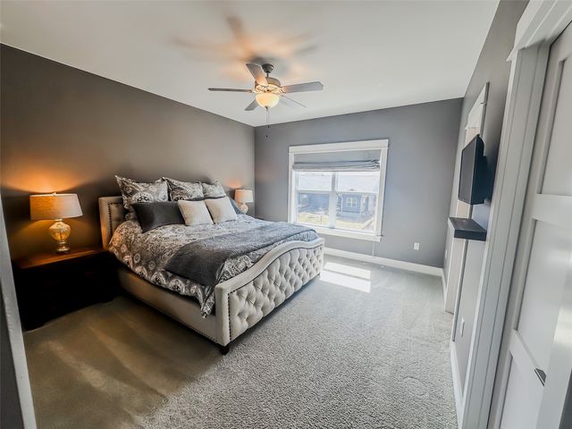 827 Shelby Drive, Tiffin, IA 52340