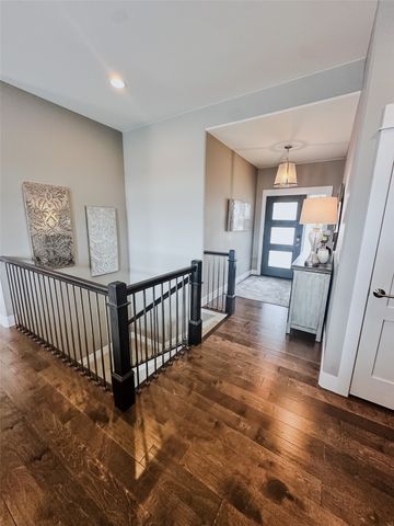 827 Shelby Drive, Tiffin, IA 52340