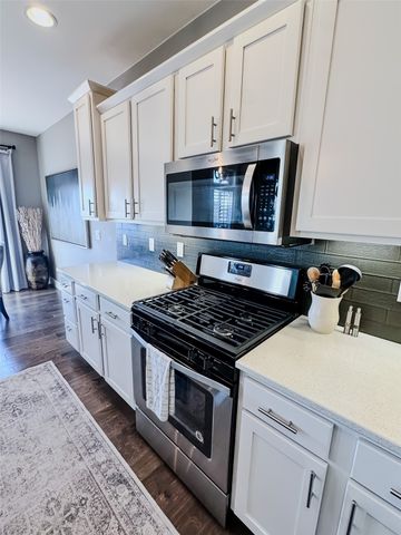 827 Shelby Drive, Tiffin, IA 52340