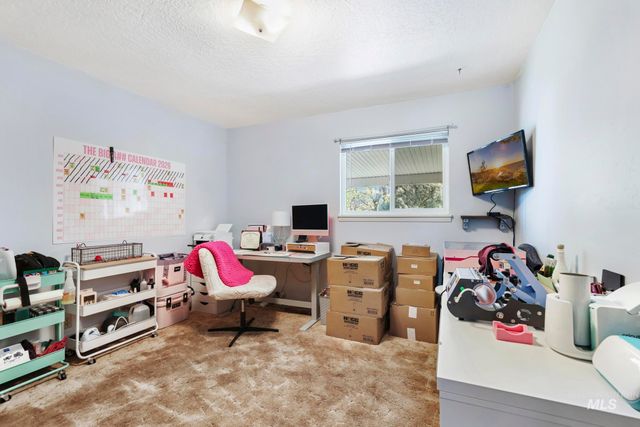 998 N Locust, Twin Falls, ID 83301