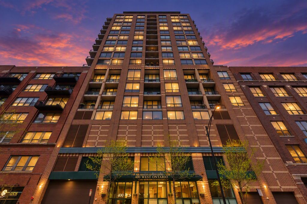 400 W Ontario Street 510, Chicago, IL 60654 — exterior