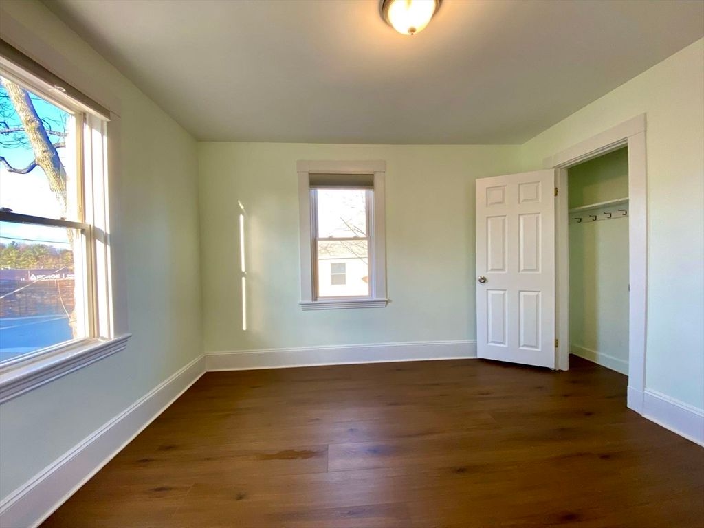 82 Crescent 1, Newton, MA 02466
