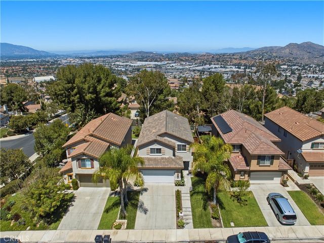 16223 Blue Haven Court, Riverside, CA 92503