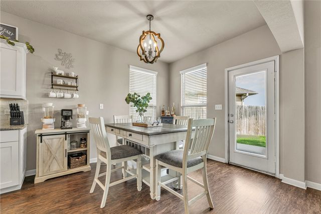 1080 Venice Drive, Bryan, TX 77808