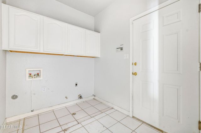 216 Avenue Mirador, Santa Teresa, NM 88008