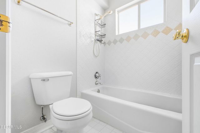 216 Avenue Mirador, Santa Teresa, NM 88008