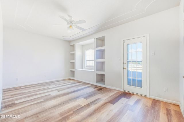 216 Avenue Mirador, Santa Teresa, NM 88008