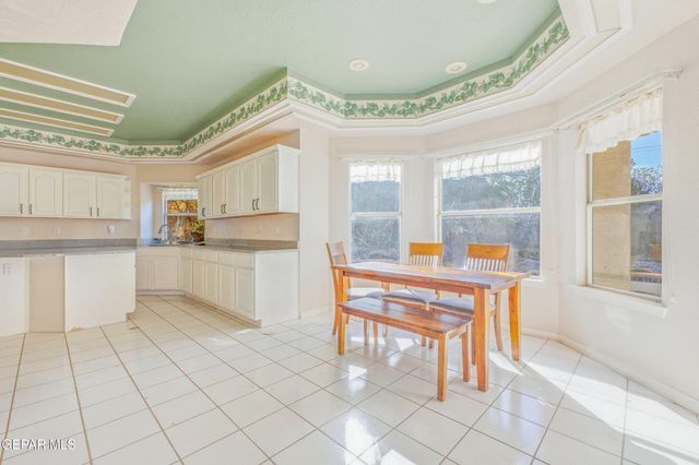 216 Avenue Mirador, Santa Teresa, NM 88008