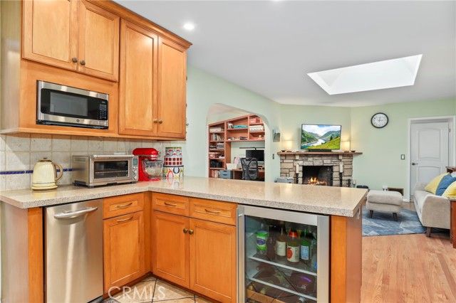 2064 Oak Valley, Glendale, CA 91208