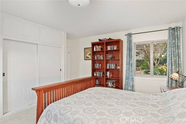 2064 Oak Valley, Glendale, CA 91208