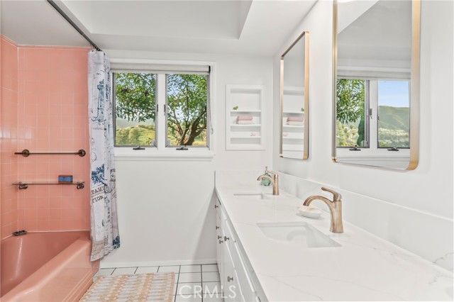 2064 Oak Valley, Glendale, CA 91208