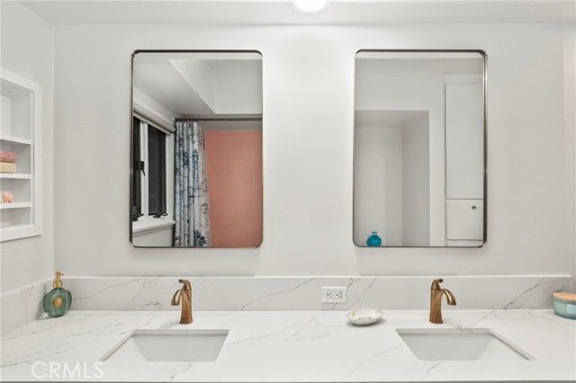 2064 Oak Valley, Glendale, CA 91208