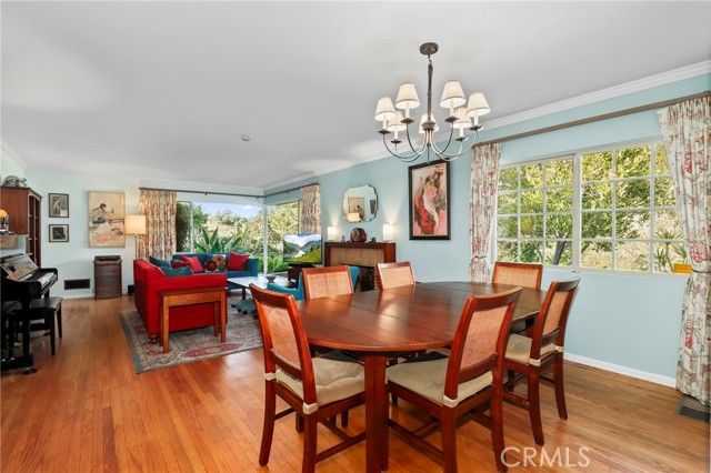 2064 Oak Valley, Glendale, CA 91208