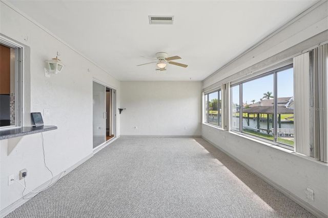 10 CHERRY COURT, Palm Coast, FL 32137