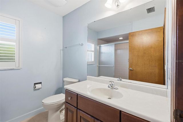 10 CHERRY COURT, Palm Coast, FL 32137