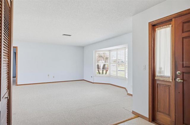 10 CHERRY COURT, Palm Coast, FL 32137