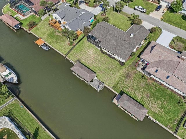 10 CHERRY COURT, Palm Coast, FL 32137