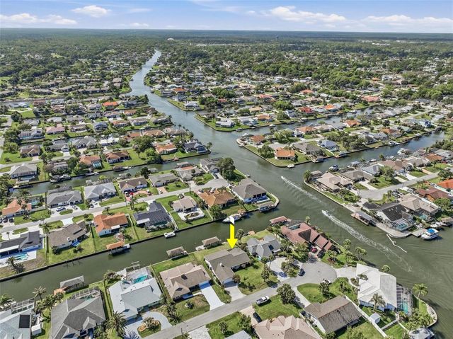 10 CHERRY COURT, Palm Coast, FL 32137