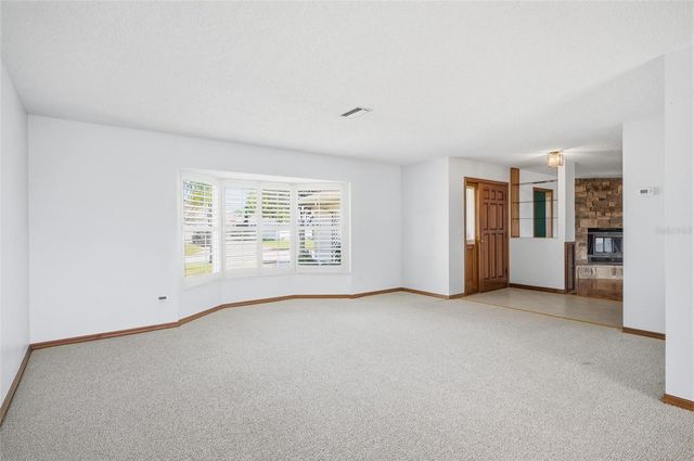 10 CHERRY COURT, Palm Coast, FL 32137