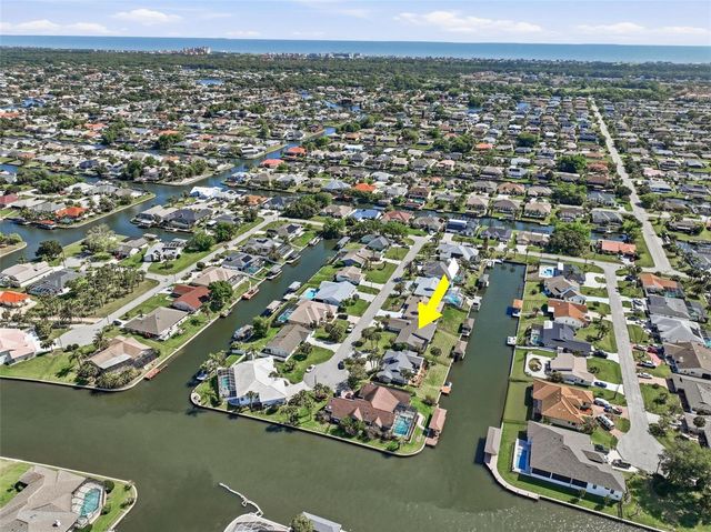 10 CHERRY COURT, Palm Coast, FL 32137