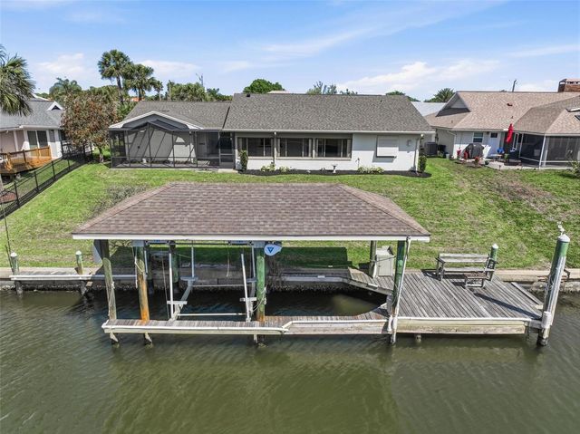 10 CHERRY COURT, Palm Coast, FL 32137