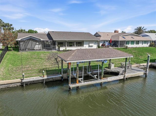 10 CHERRY COURT, Palm Coast, FL 32137