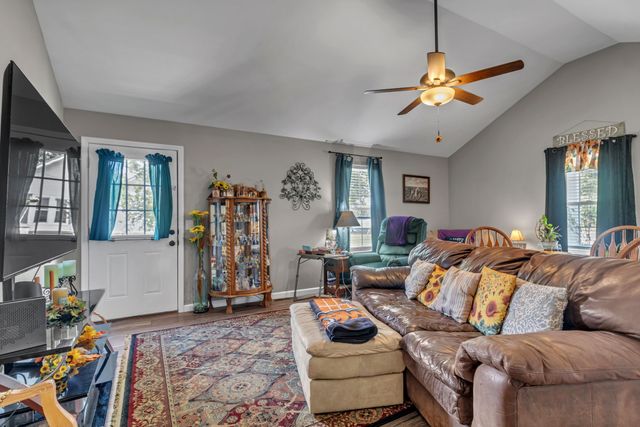 10 Jacobs St, Mcminnville, TN 37110