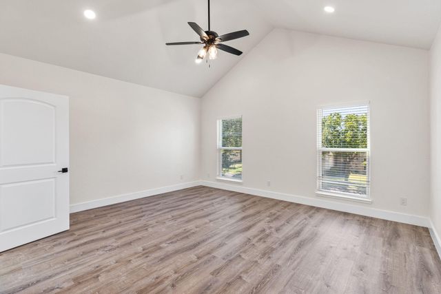 1012 Creswell Lane, Kerrville, TX 78028