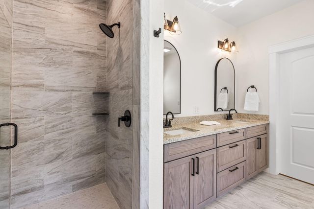 1012 Creswell Lane, Kerrville, TX 78028