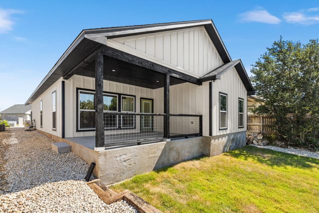 1012 Creswell Lane, Kerrville, TX 78028