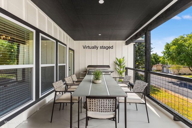 1012 Creswell Lane, Kerrville, TX 78028