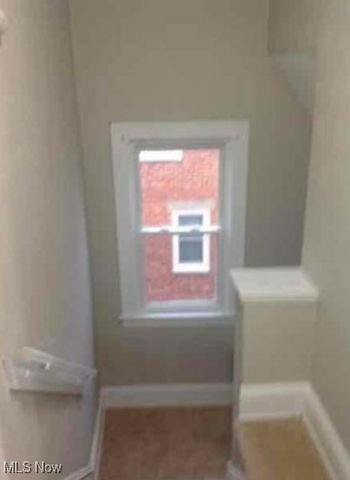 10005 Park Heights Drive, Garfield Heights, OH 44125