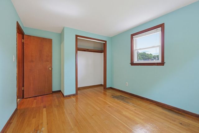 135 Crane St, Dedham, MA 02026