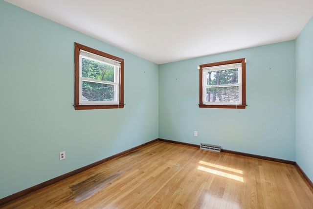 135 Crane St, Dedham, MA 02026