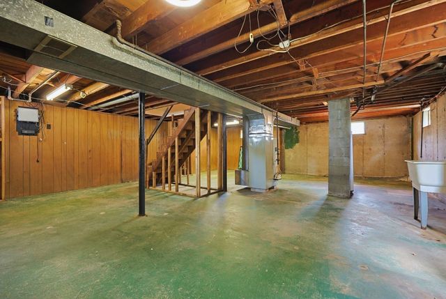 135 Crane St, Dedham, MA 02026