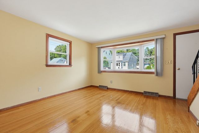 135 Crane St, Dedham, MA 02026