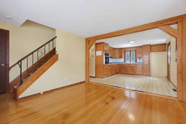 135 Crane St, Dedham, MA 02026