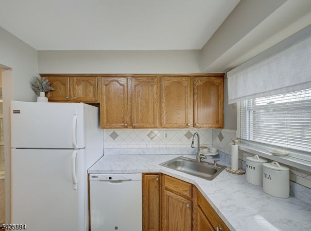 515 Andria Ave 182, Hillsborough Twp., NJ 08844