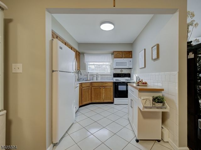 515 Andria Ave 182, Hillsborough Twp., NJ 08844