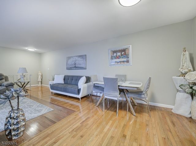 515 Andria Ave 182, Hillsborough Twp., NJ 08844