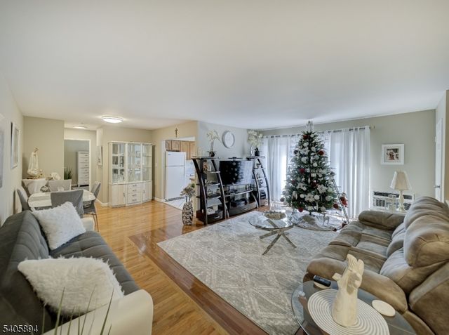 515 Andria Ave 182, Hillsborough Twp., NJ 08844