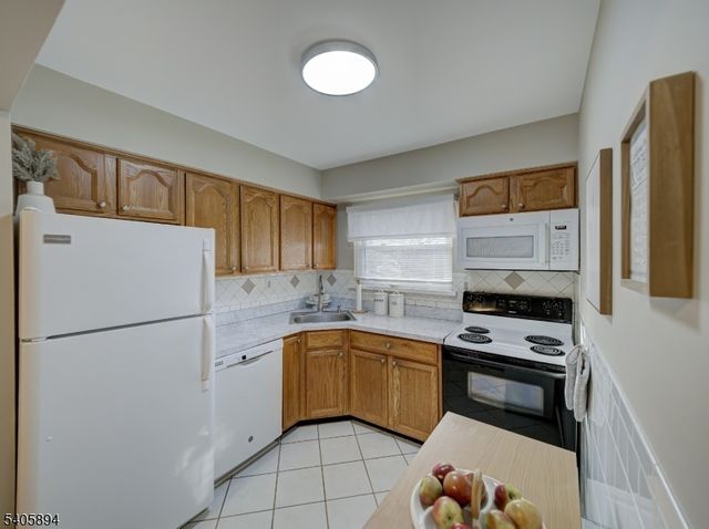515 Andria Ave 182, Hillsborough Twp., NJ 08844