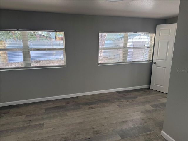 421 E WARREN AVENUE, Longwood, FL 32750