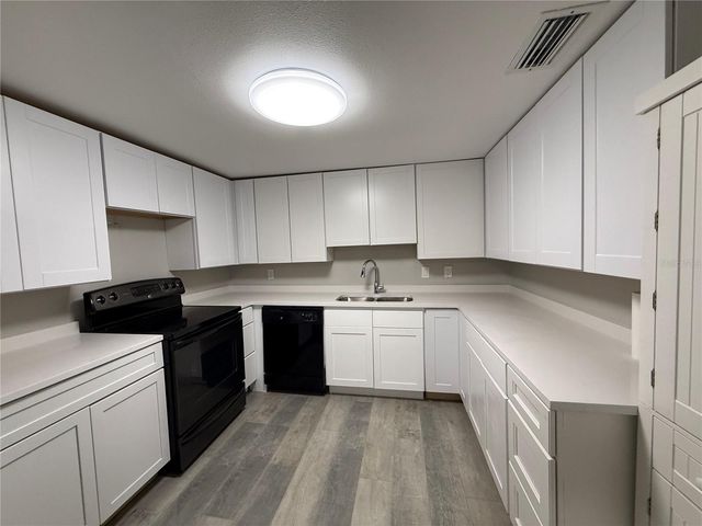 421 E WARREN AVENUE, Longwood, FL 32750