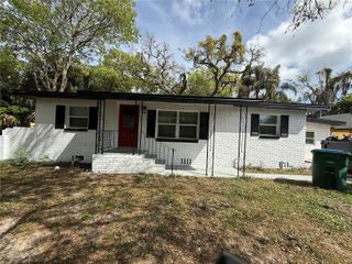 421 E WARREN AVENUE, Longwood, FL 32750
